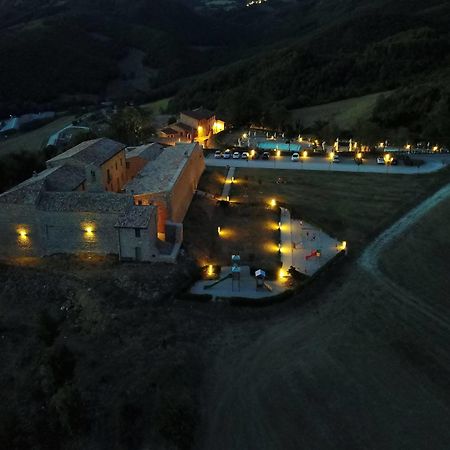 Borgo Di Gallano Valtopina Eksteriør bilde